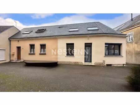 belle maison familiale rénovée située aux pieds des commerces !