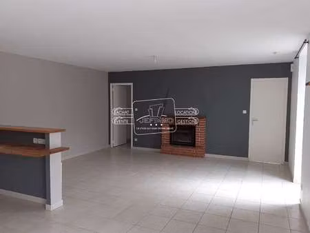 location maison à saffré (44390) : à louer / 92m² saffré
