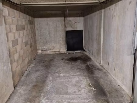 location garage charpennes