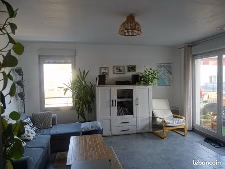 appartement t3 de 58m² avec terrasse - garage inclus - grandclément