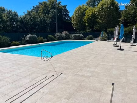 a vendre t3 dans résidence avec piscine et tennis