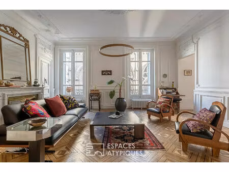 bourgeois lumineux et vue cathédrale à lyon 7e