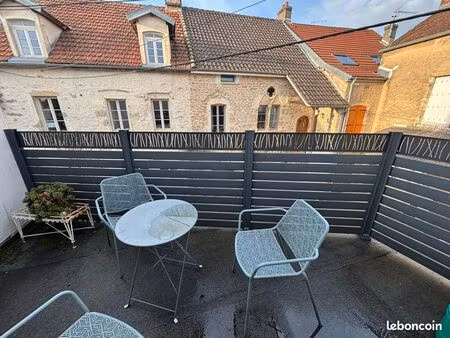 maison 6 pièces 30 m²