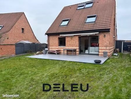 maison 6 pièces 105 m²