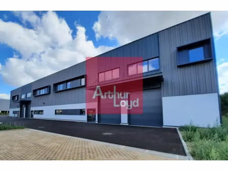 clermont-ferrand a louer local activite 1570 m² - programme neuf - divisible