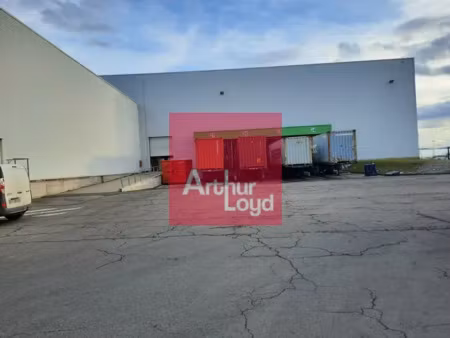 cournon d'auvergne zi a louer entrepôt logisitique 2 770 m²