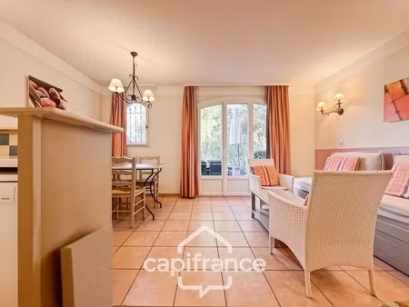 domaine de pont royal  investissement locatif d'un charmant bastidon de 45 m2   entretenu 