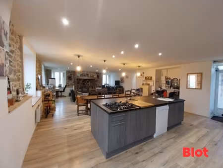 a vendre chez blot immobilier de pleudihen sur rance - maison en pierres t3 - mont-dol