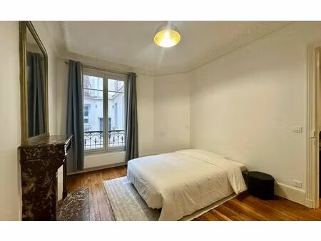 location appartement  26.52 m² t-1 à paris 4  1 250 €