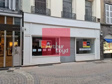local commercial a louer 168 m² dont 84 m² de vente clermont-fd centre ville