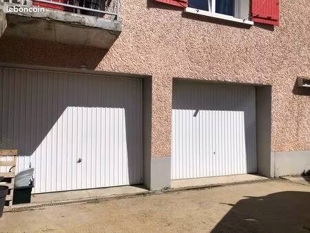 garage 24m2 irigny