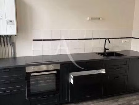 location appartement 3 pièces au lion-d'angers (49220) : à louer 3 pièces / 59m² le lion-d