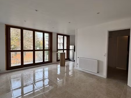 appartement refait à neuf 31m2 chantilly