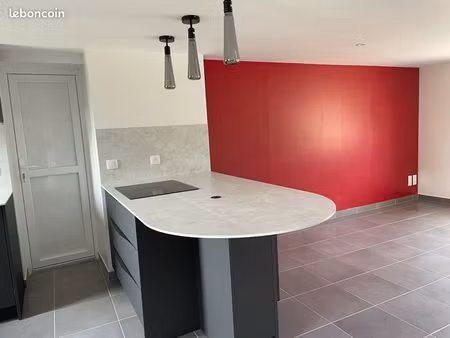 maison à louer entièrement refaite