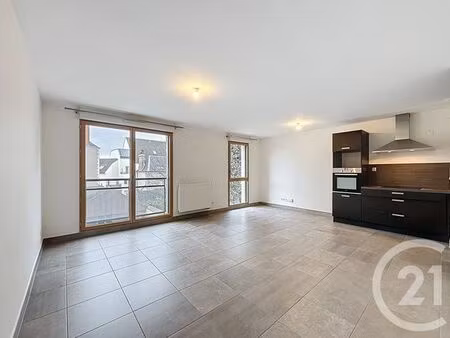 appartement t3 à louer - 3 pièces - 71 76 m2 - tours - 37 - centre