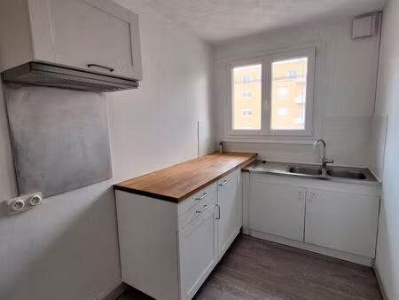 appartement 3 pièces 80 m²