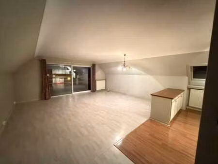 spacieux penthouse 2ch + parking