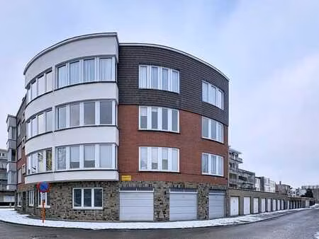 à louer : appartement spacieux à strombeek-bever