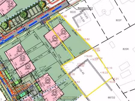 te koop  bouwgrond voor halfopen bebouwing met magazijn o...