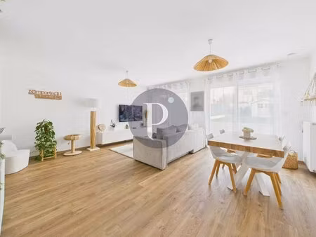 wissous – maison 5 pièces de 109 m² sur parcelle de 193 m²