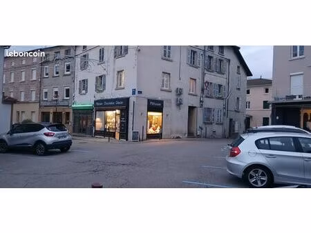 patisserie chocolaterie confiserie (loyer 270/mois)