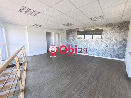 location bureaux et commerces à milizac-guipronvel (29290) : à louer / 70m² milizac-guipro