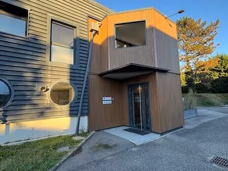 location bureaux full équipés de haut standing 205m2