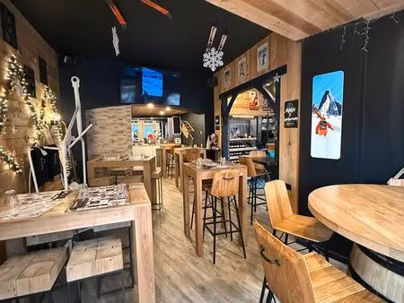 fonds de commerce bar-restaurant clé en main avec logement – centre-ville tarare