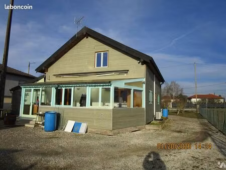 chalet 6 pièces 107 m²
