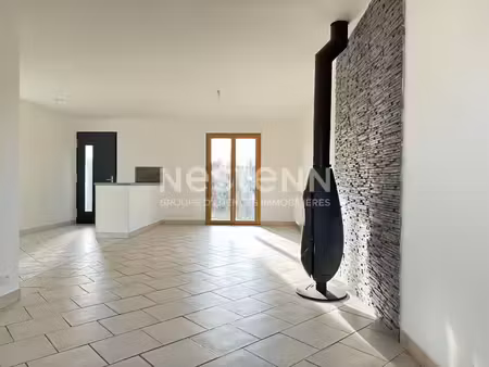 maison - plain pied - 96 m² - jardin - double garages - tronville-en-barrois
