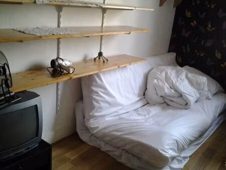 location appartement 1 pièce 12 m² à nanterre (92000)