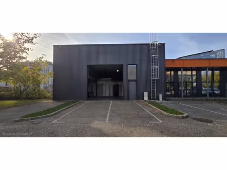 local professionnel 221m2 bureaux + 245m2 entrepôt à saint-m