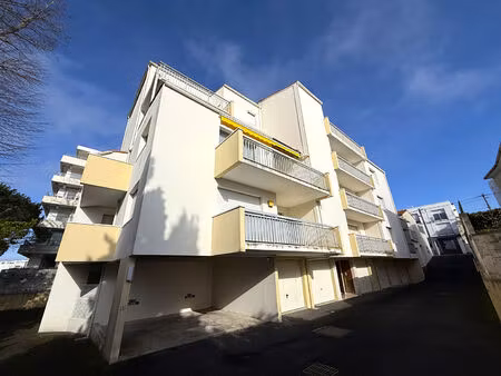 à vendre : appartement 2 pièces à royan - marché central