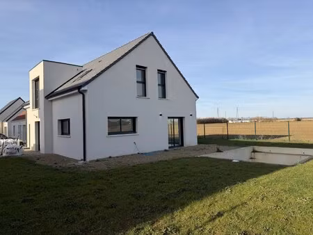 maison a aiserey contemporaine.