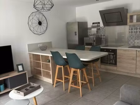 à vendre – t3 rez-de-jardin avec terrasse et parking –