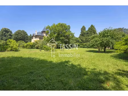 vente terrain 1213 m² à tassin-la-demi-lune (69160)  520 000 €