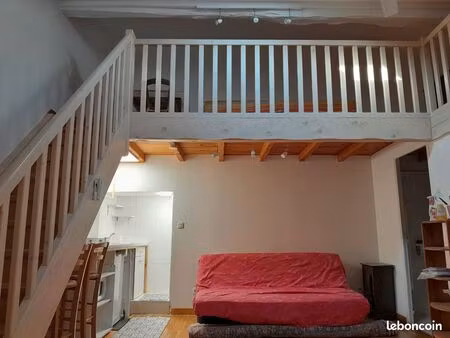 studio à la campagne