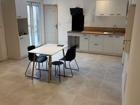 location appartement t4 terrasse et parking