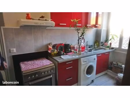 bel appartement t3 hyper centre de ruffec