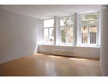 loue– appartement f3 –centre-ville- - plombières-les-bains