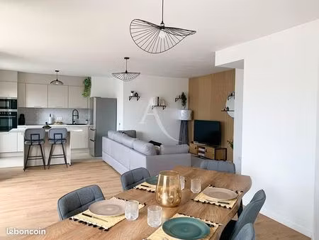 appartement 3 pièces 75 m²