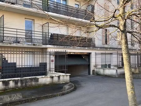 place de parking à louer dans résidence sécurisé