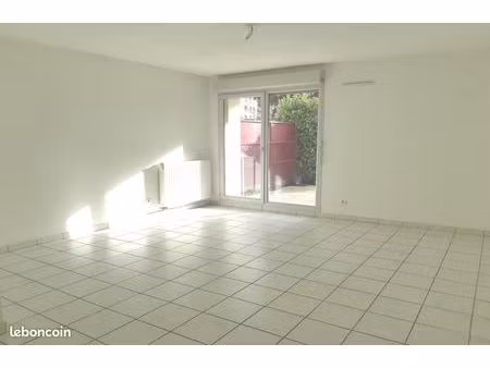 appartement 3 pièces 64 m²