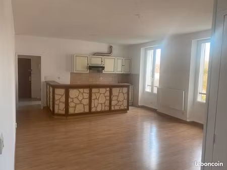 appartement f3 centre ville montargis