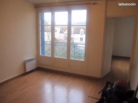 t2 36m2 - gif sur yvette centre – direct propriétaire