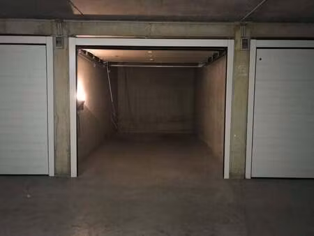 garage à louer à heist-aan-zee € 108 (ljzlx) - century 21 immo new cnoc | zimmo