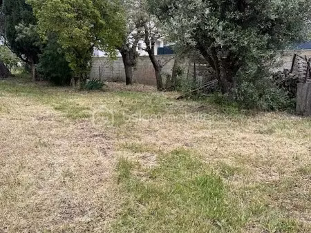vente terrain 258 m² à aimargues (30470)  145 000 €