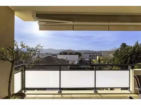 référence : 6252-abo - appartement duplex t4 vue dégagée + 2 terrasses + 2 boxes fermés