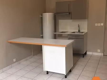 location appartement 2 pièces 32.39 m² à orleans (45000)  557 €