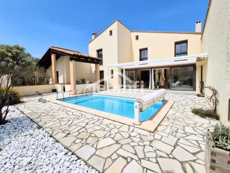 maison 4 faces avec piscine volumes généreux - terrain 1 0